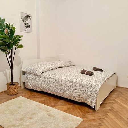 Spacious Apartment - 15 Min To Center Βιέννη Εξωτερικό φωτογραφία